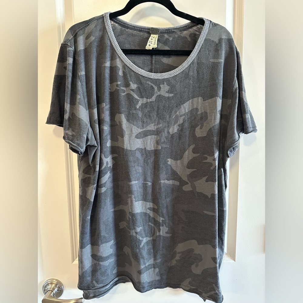 Women’s Camouflage T-Shirt